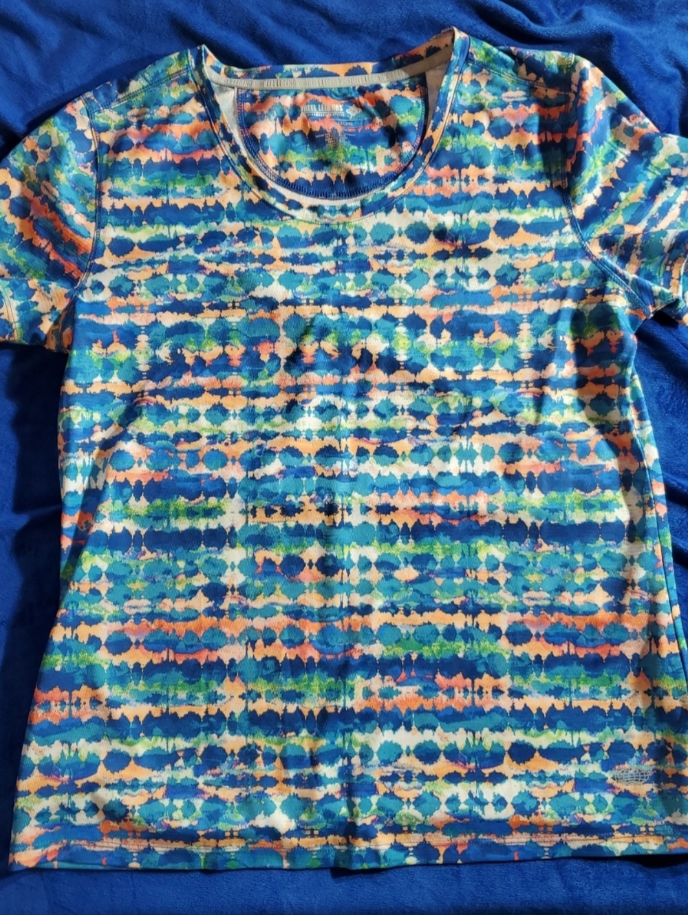 Reel Legends Women's Blue Multicolor Short-Sleeve Patterned Tee